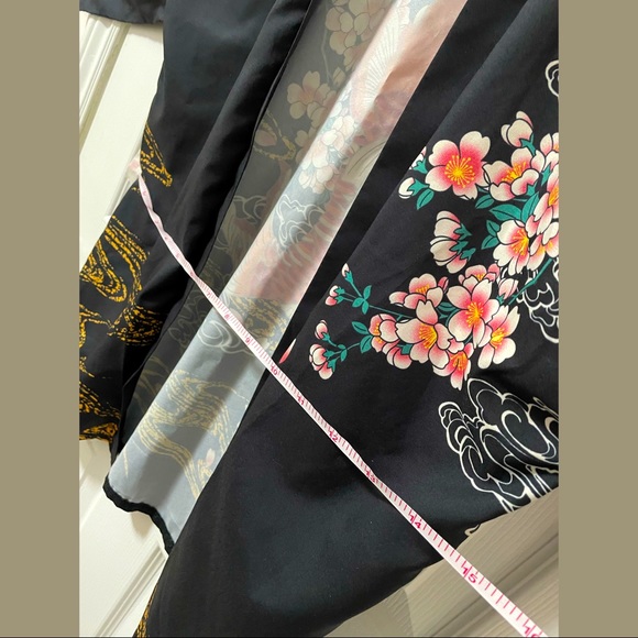 Unisex Sakura Blossoms & Koi Fish Printed Haori Kimino Cardigan | ONE Size - Picture 6 of 10
